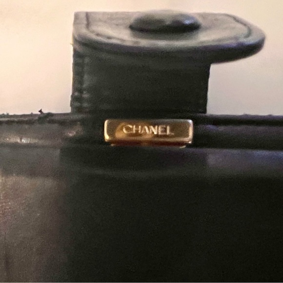 CHANEL CC Logo Vintage Leather Long Wallet - Picture 7 of 14